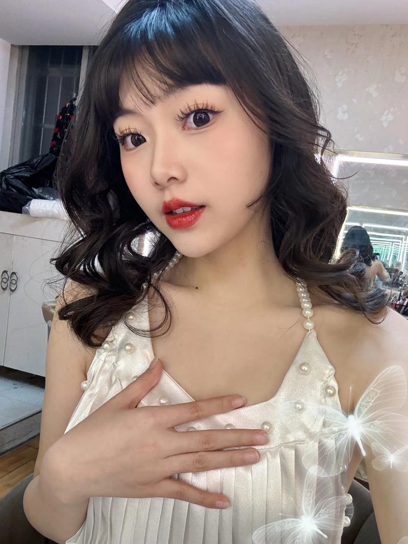 景甜是谁养的富贵花、景甜是谁养的富贵花路征 景甜是谁养的富贵花、景甜是谁养的富贵花路征